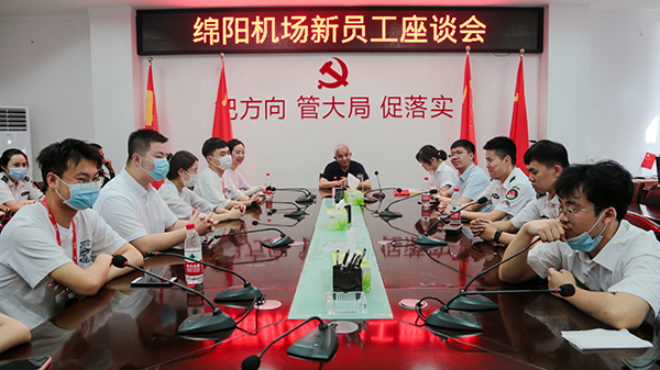 “助力鄉(xiāng)村振興，踐行艱苦奮斗” 將新員工黨性教育活動搬到對口幫扶村4.jpg