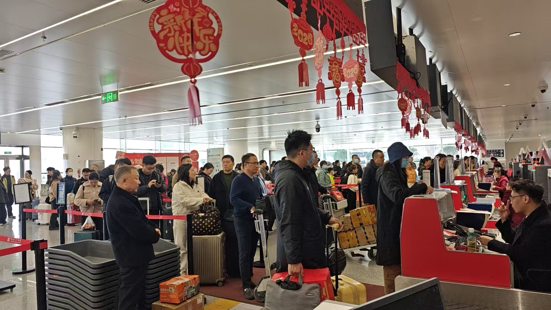 14420人次、單班153人次！綿陽(yáng)機(jī)場(chǎng)創(chuàng)春節(jié)假期單日旅客吞吐量歷史新高